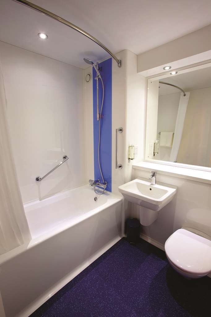 Travelodge Birmingham Oldbury Oldbury  Phòng bức ảnh